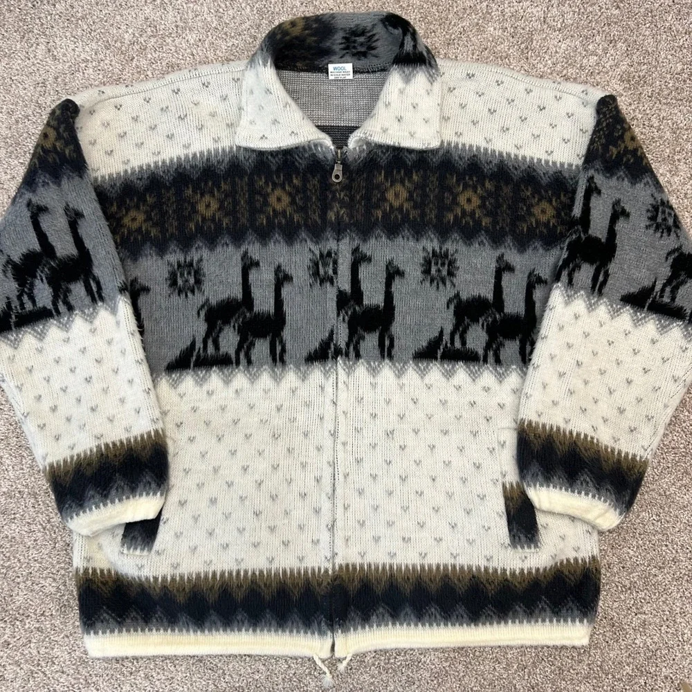 Yari Artesanias Full Zip‎ Wool Sweater Men Size XL Wrap Around Print Llama